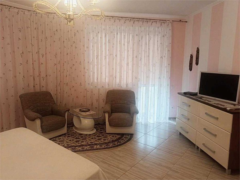 Оренда великої 1-кім. новобудови вул. Ленона (Щурата)