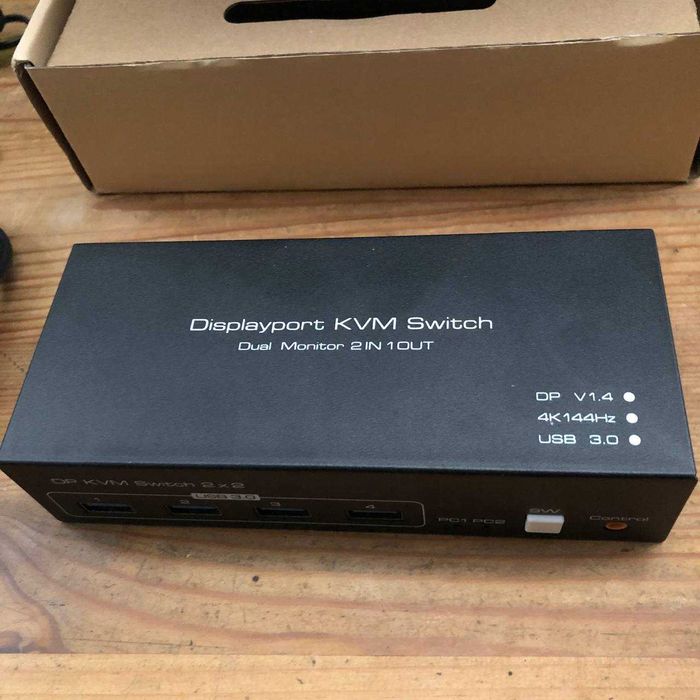 KVM-переключатель HDMI DP KVM SWITCH Dual monitor 2in 1out 4K 144Hz