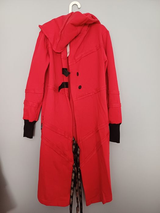 Bluza Minouu z kapturem czerwona