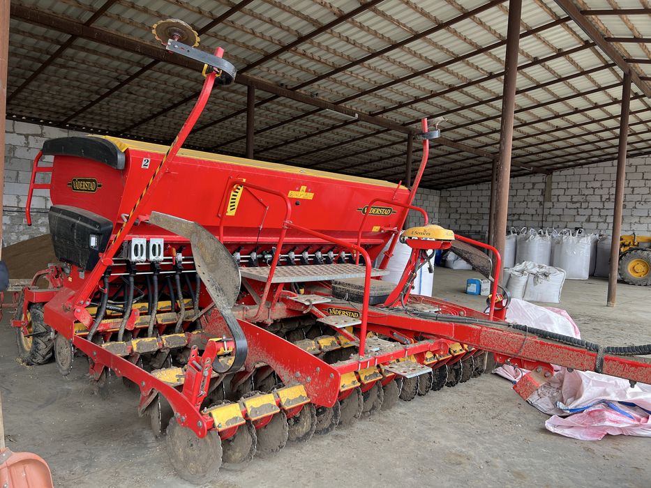 Сівалка Vaderstad Rapid 400C з добривами