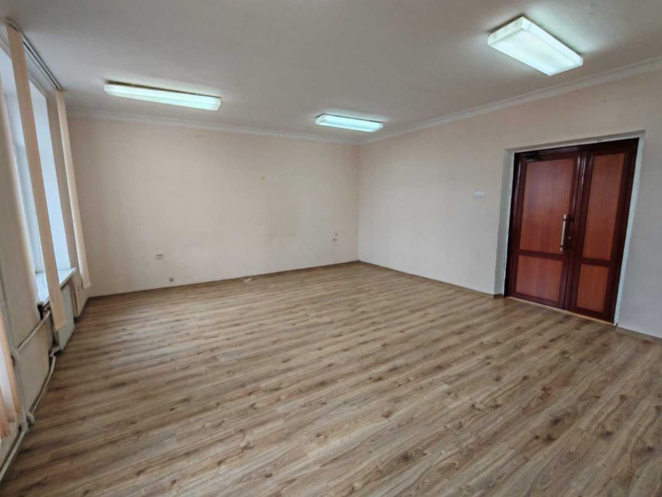 Оренда офісних приміщень Центр (3725)