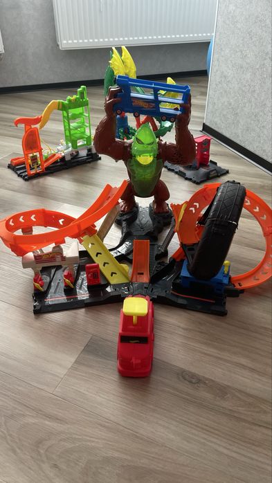 Hot wheels хот вілс треки хот вилс