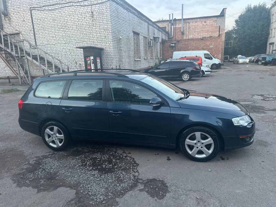 passat b6 бензиновий