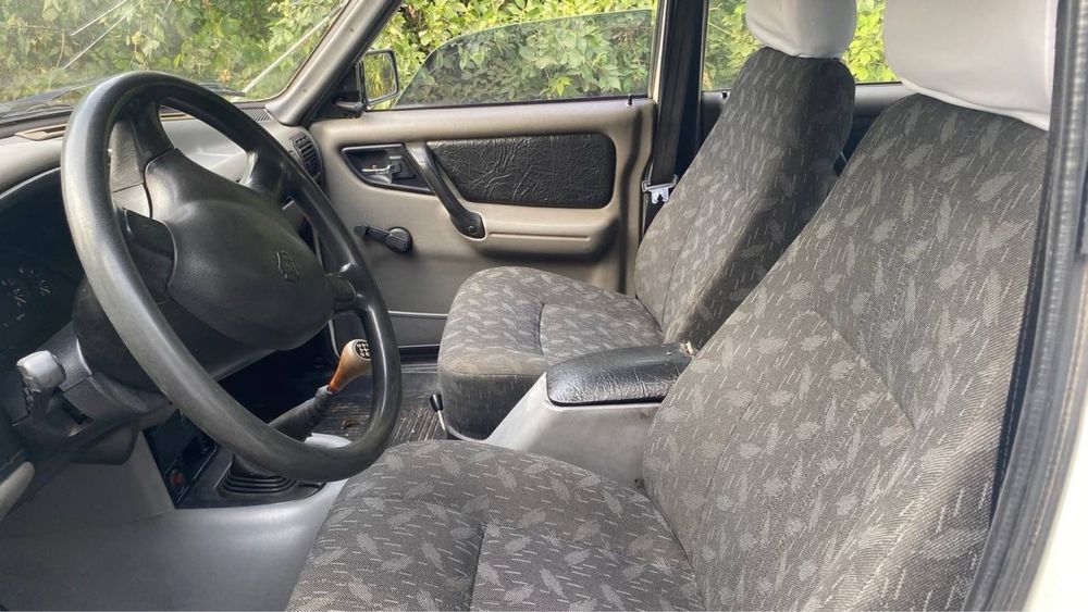 Машина, Волга 3110,Волга 1999 року, з документами, на повному ходу