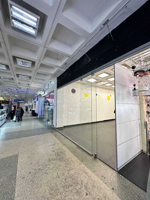 Оренда комерційного приміщення 55 м² на першому поверсі в ТЦ Новий ЦУМ