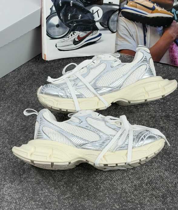 Balenciaga 3XL White Silver