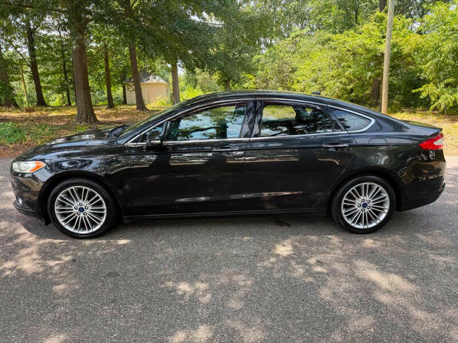 Ford Fusion SE      2015