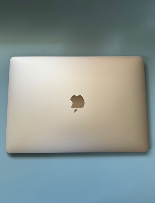 MacBook Air i5 8GB RAM 128GB SSD