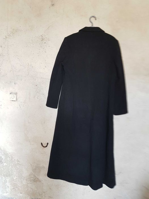 Damski czarny płaszcz "Fiabiani" wielkość 40