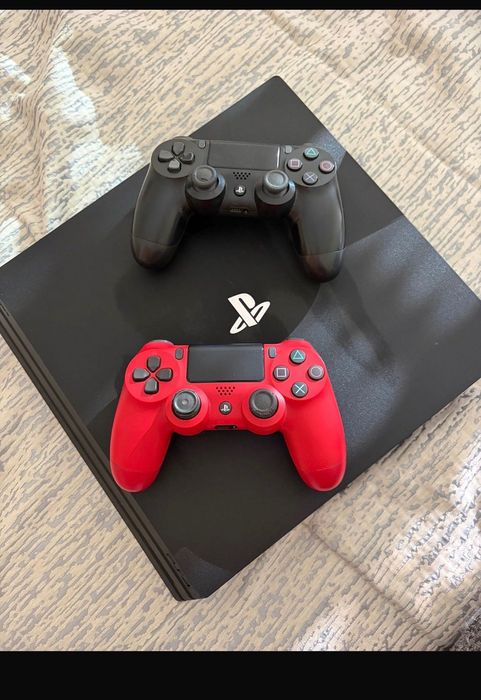 PS4 Pro Pouco Usada