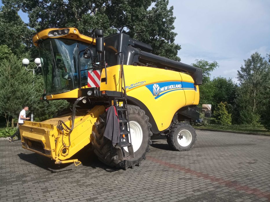 Kombajn New Holland CX5080