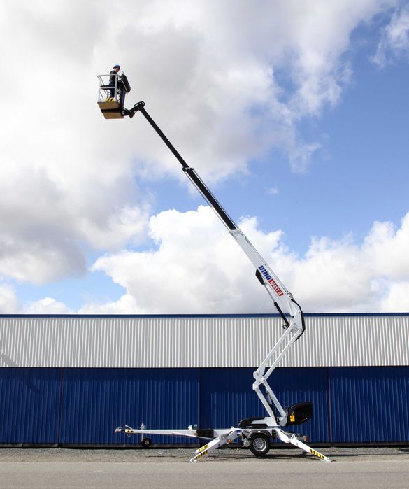 Podnośnik koszowy na przyczepie Dinolift D-160XT NOWY