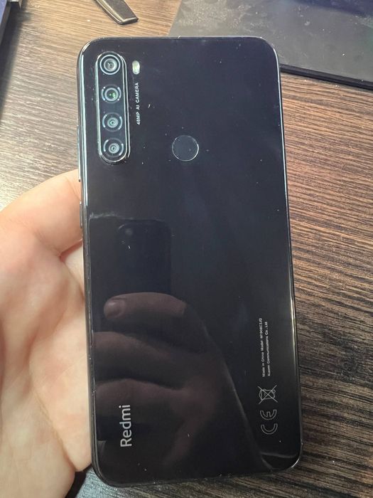 Продам смартфон Xiaomi Redmi Note 8