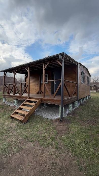 Літні, дачні будинки