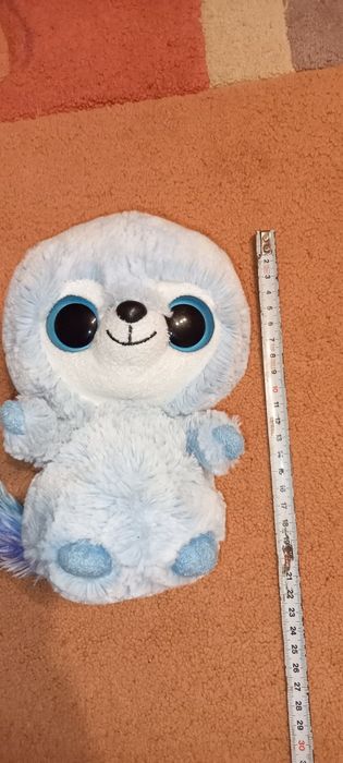 Pluszak maskotka lemur