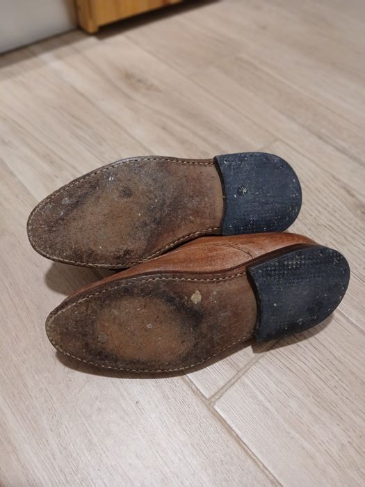 Sapatos em Pele Tradicionais