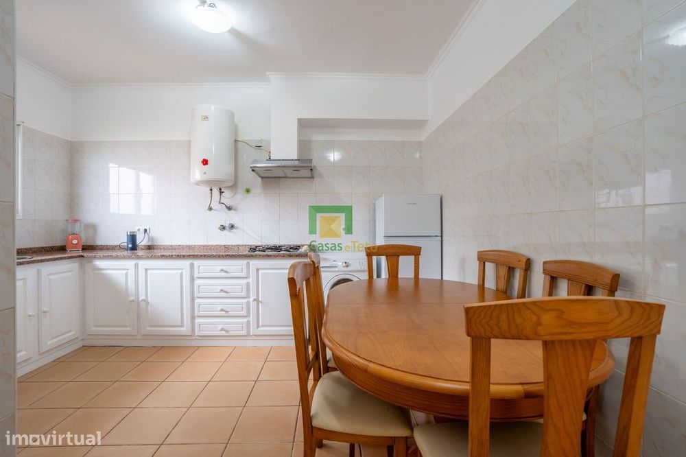 Apartamento T1 Santa Cruz