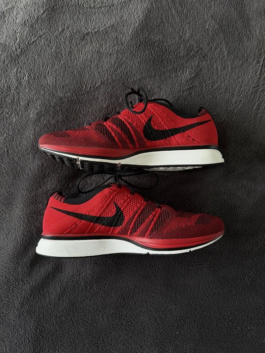 Buty nike flyknit trainer red czerwone 44
