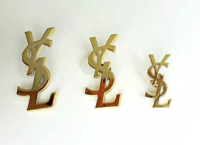 Broszka YS z kryształkami – duża (złote/srebrne)