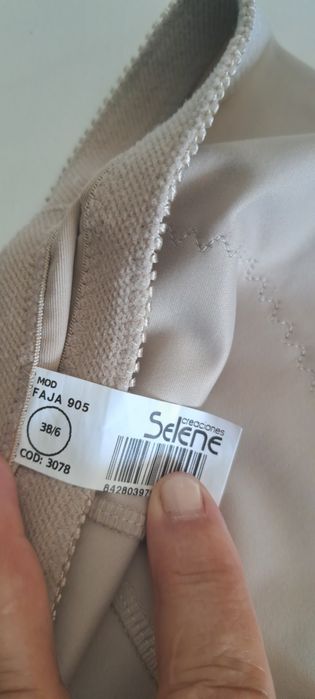 Cinta  senhora  beje