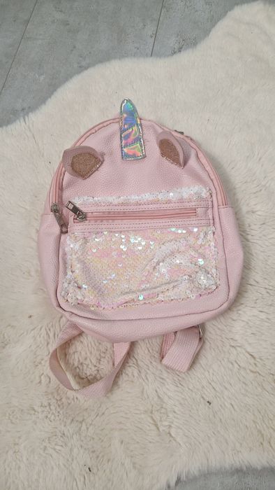 Różowy mini plecaczek jednorożec