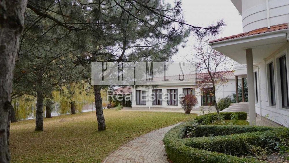 Оренда розкішного будинку, SPA-зона, генератор, 2 гаража с. Козин
