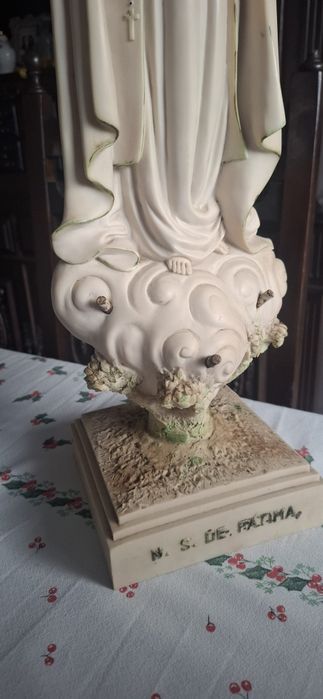 Estátua  N. Sª de Fátima