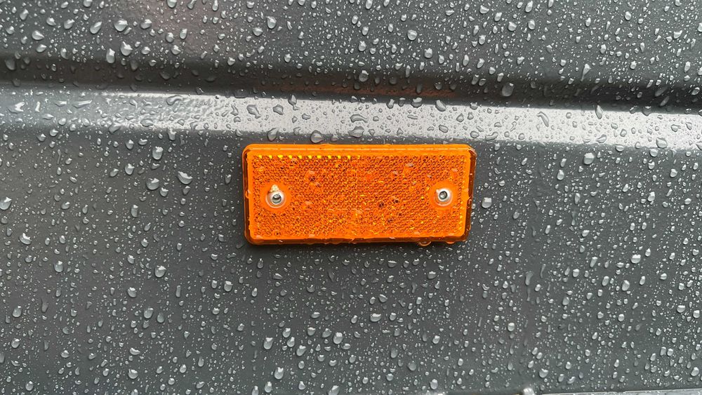 Причіп легковий двохосний (категорія В) 2,5 х 1,25 м борт 40см метал