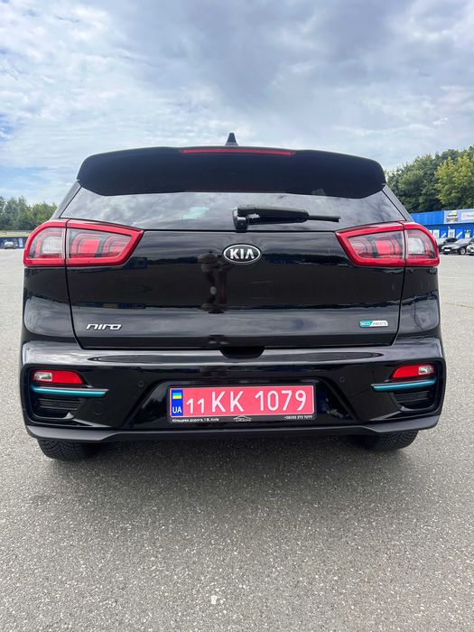 Kia Niro 2019 • 64 кВт • Максимальна комплектація