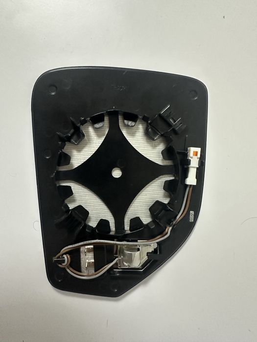 Зеркало Lincoln MKZ водія