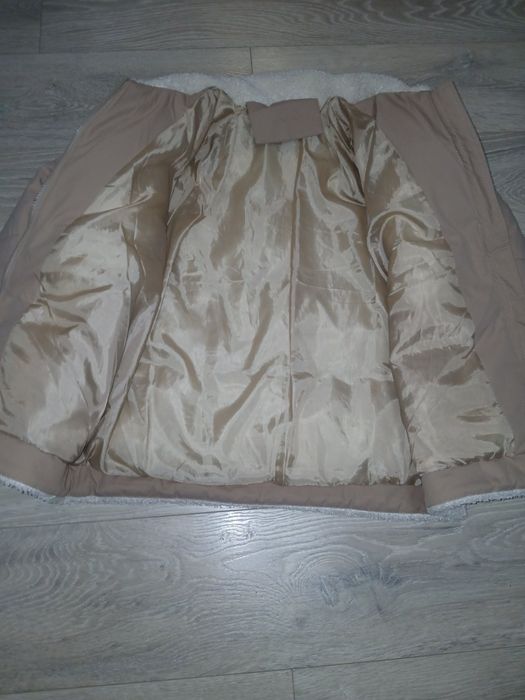 Куртка демісезон жіноча