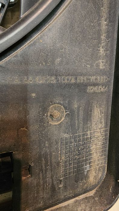 Вентилятор охолодження радіатора Land Rover Discovery sport l550