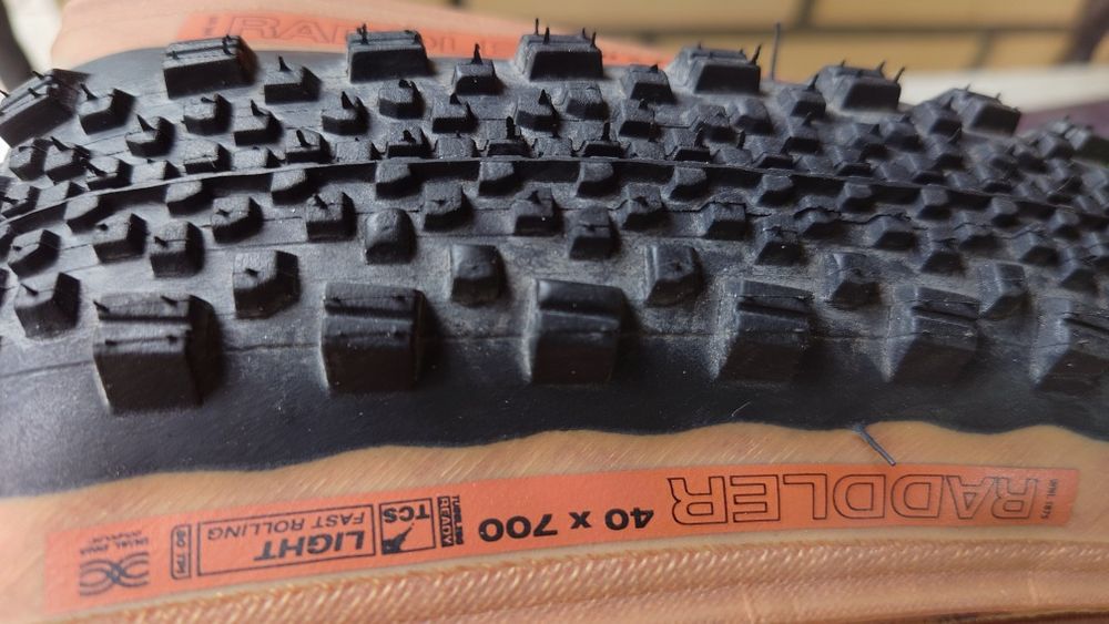 Гравійна покришка 700х40С WTB Raddler TCS Tubeless Light Fast Rolling