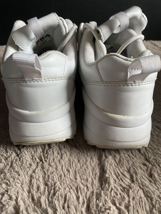 Buty Fila z odblaskowymi elementami