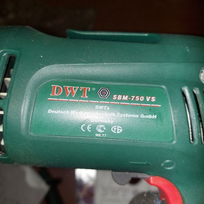Дрель ударная DWT swm-750vs новая