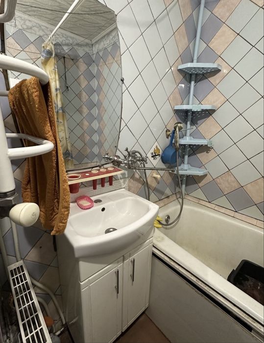 Продам 1-комнатную квартиру Левый берег АГО