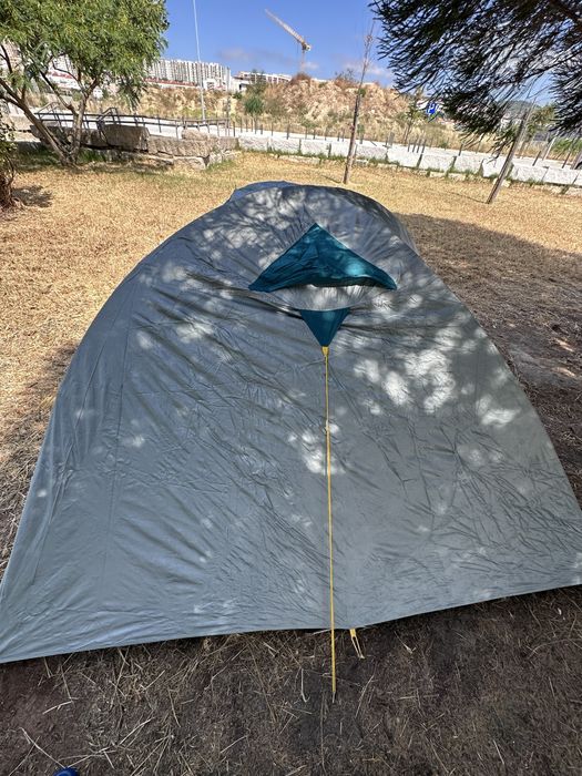 Tenda iglo de campismo para ate 4 ocupantes