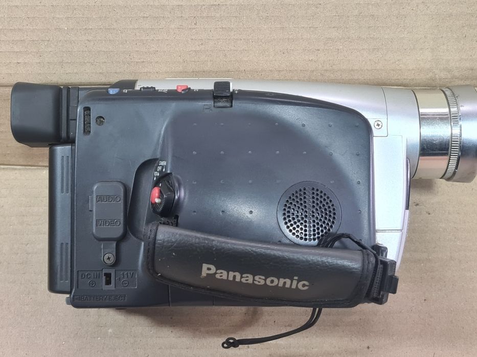 Відеокамера Panasonic NV-VZ18