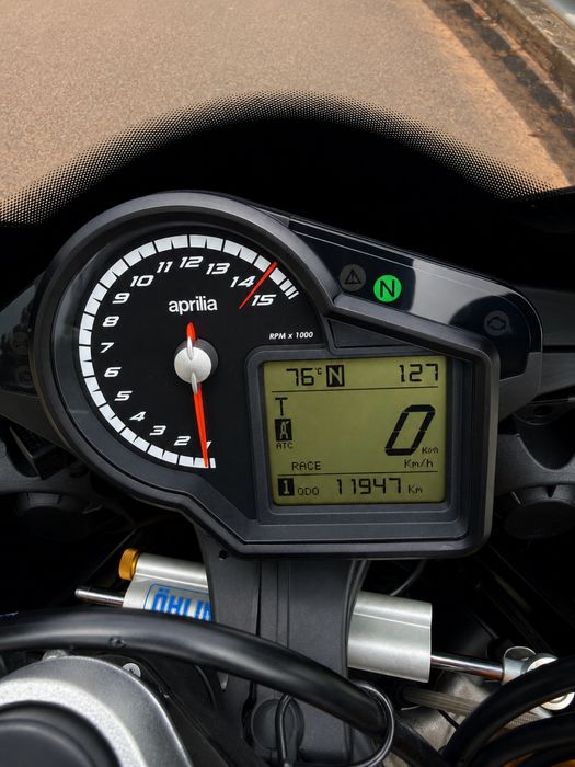 Aprilia RSV4 factory 2016