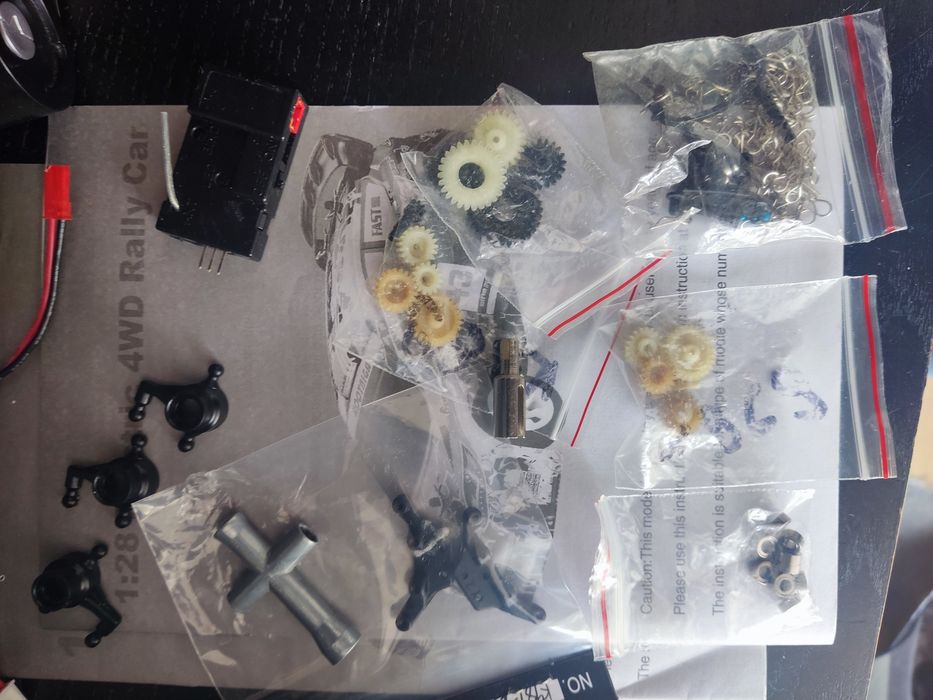 Rc auta 1/28 , 1/24 3 sztuki wltoys