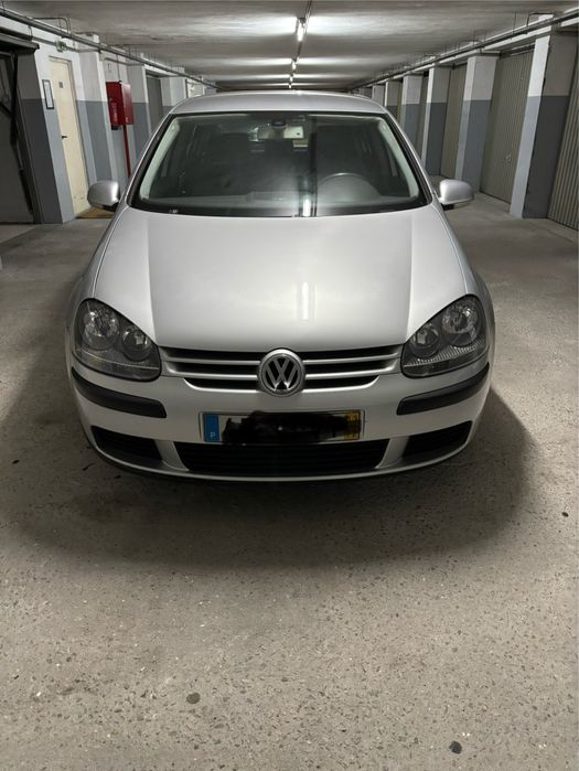 Volkswagen Golf 5 portas