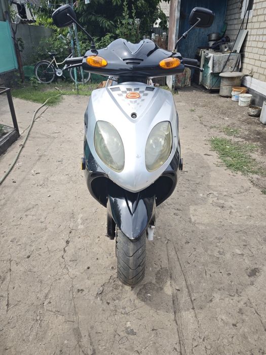 Скутер 125 кубов