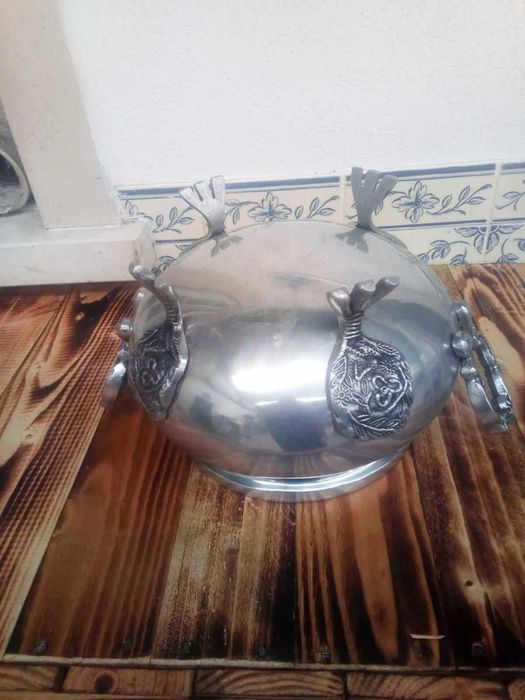 Terrina e prato em estanho