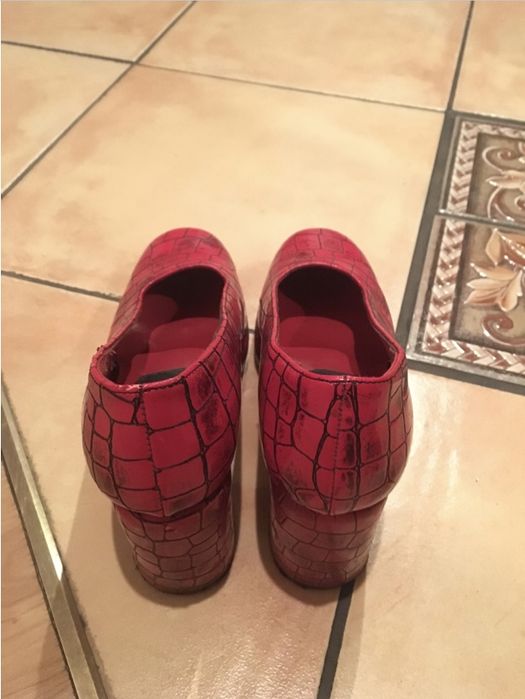 Buty damskie wiosenne, na obcasie