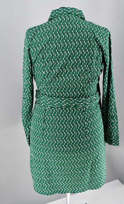 Zwiewna cienka sukienka kopertowa Bodyflirt 44 plus size print