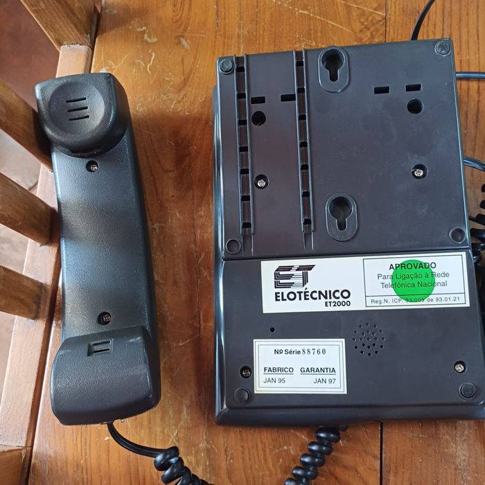 Telefone fixo portátil funcional