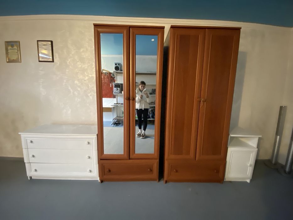 Продам мебель, шкаф, тумбочки