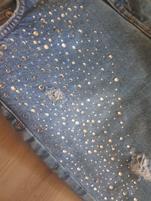 Spodnie HM Mom jeans ozdoby  wysoki stan