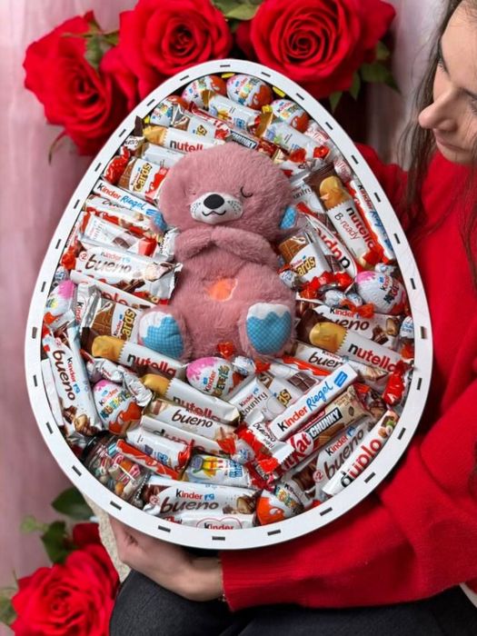 Солодкий подарунковий набір святковий бокс для коханої жінки