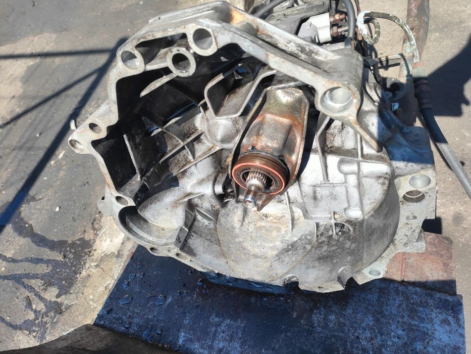 Audi 80 B4 2.3 R5 skrzynia biegów AXG